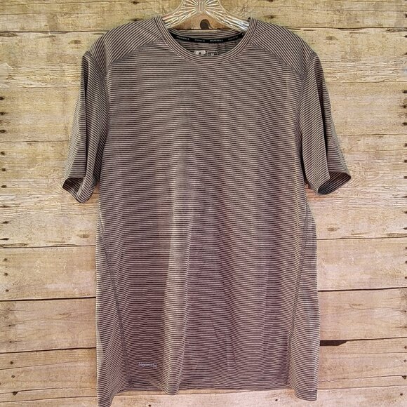 Size Medium Men's Workout/Exercise Set Short, Tanks and T-Shirt - Picture 12 of 16